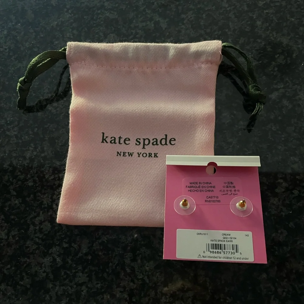 Kate Spade Pearl Gumdrop Stud Pierced Earrings Oversized Minimalist Jewelry NWT